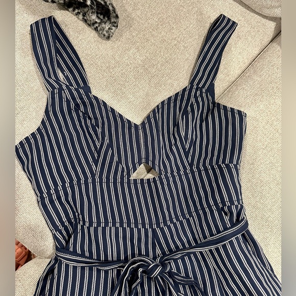 Anthropologie petite wide leg jumpsuit - Picture 2 of 5